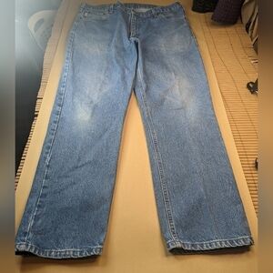 Carhartt men's blue jeans sz 40"x30". Relaxed fit.